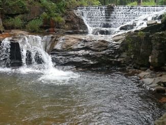 Pachmarhi hill station cab hire from Ujjain
